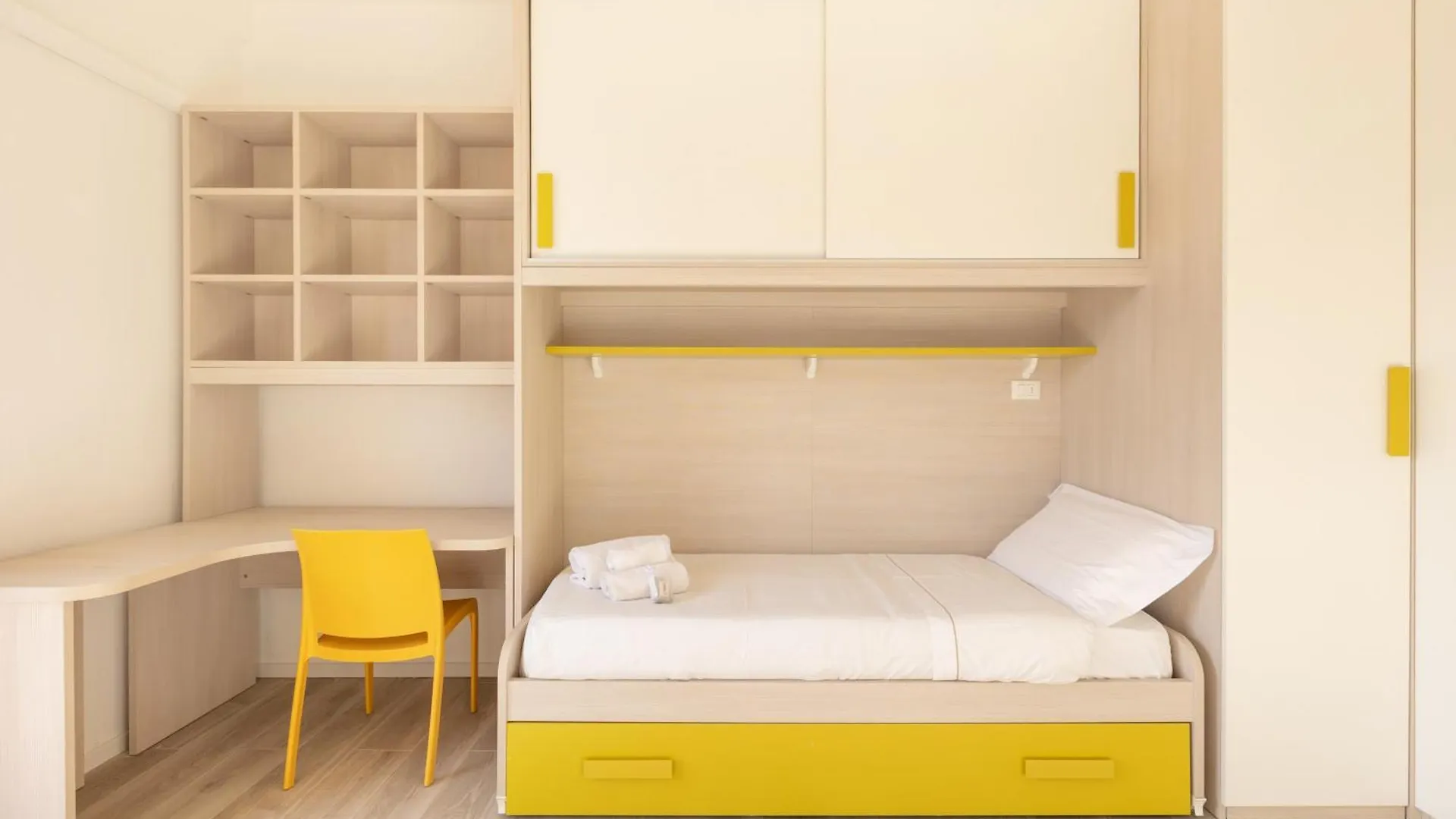 Modern 2 Bedrooms Tortona Via Savona - Mirable Pm Milano 0*,  İtalya