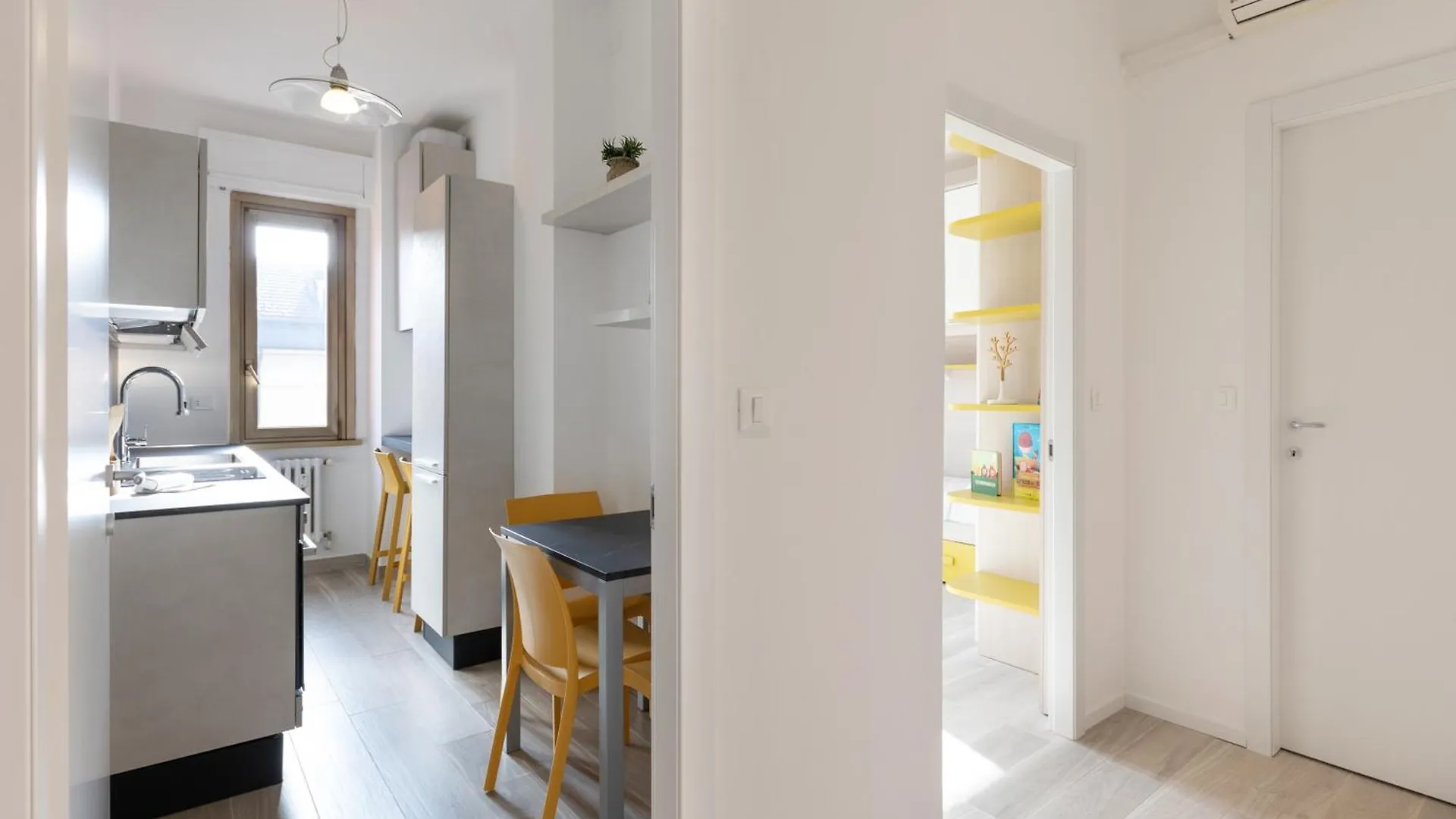 Daire Modern 2 Bedrooms Tortona Via Savona - Mirable Pm Milano İtalya